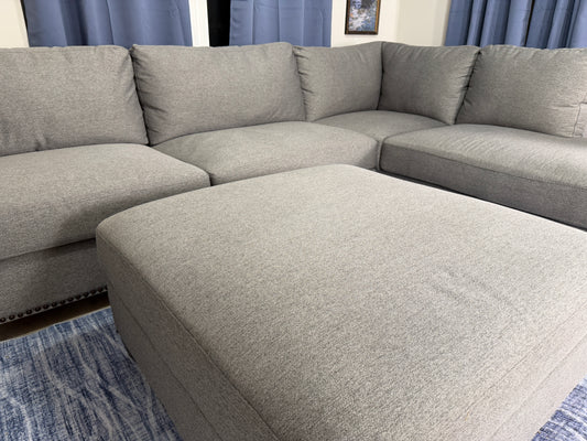 Thomasville Tisdale Modular Sectional 6-piece Dark Gray with Storage Ottoman