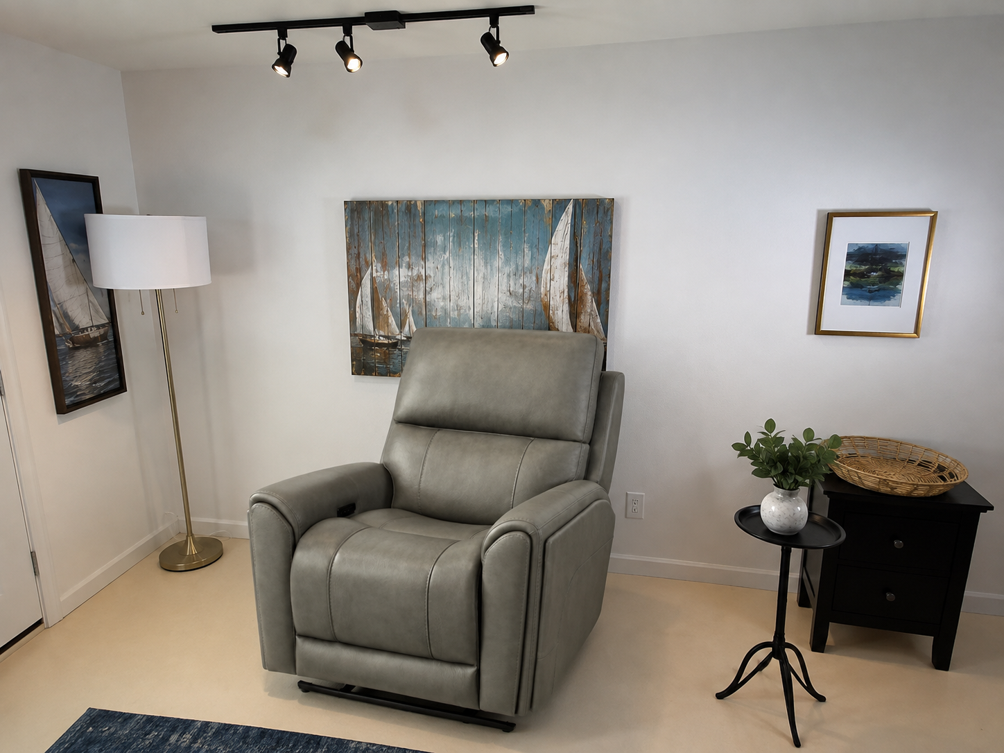 HOLLIS POWER RECLINER